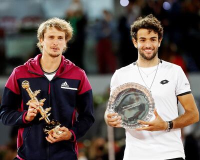 Alexander Zverev (i) y el italiano Matteo Berrettini. (EFE)