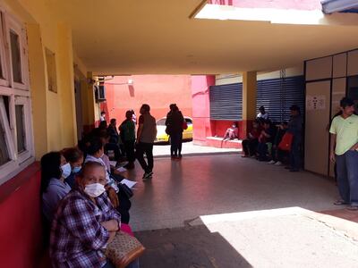 A diario más de 500 personas consultan en el el Hospital de Capiatá. El 50 % son por casos febriles.