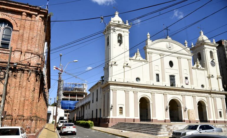 El callejón Comuneros, entre la Catedral Metropolitana de Asunción y el antiguo edificio de la UC también fue afectado por la obra. 