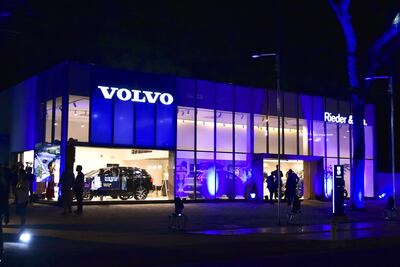 La energía sustentable de Volvo desembarcó con un nuevo modelo sobre la Avda. España.