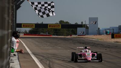 Bandera a cuadros y triunfo para Joshua Duerksen, en este año que le está yendo bien a nuestro compatriota. Este fin de semana buscará más éxitos en el Red Bull Ring de Austria.