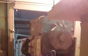 El motor de la planta de Villeta de la INC se trasladó esta madrugada a Vallemí.