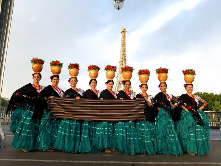 "Orgullo guaraní" en París.