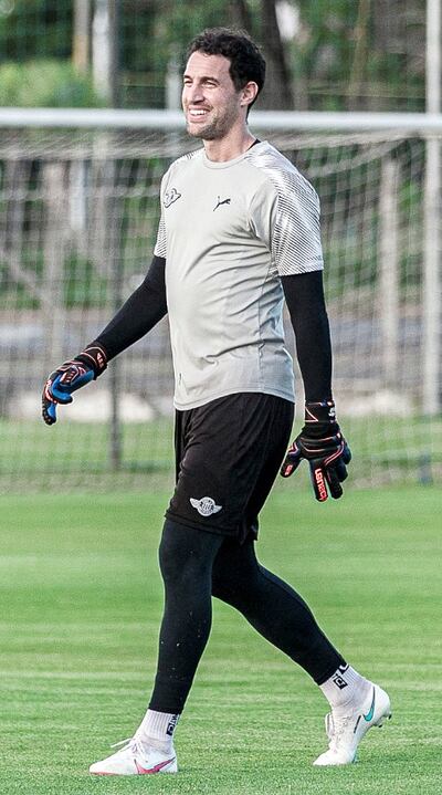 El arquero uruguayo  Martín Silva ayer cumplió 38 años
 de edad, es uno de los referentes del equipo de Libertad.