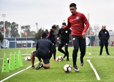 Adam Bareiro durante el entrenamiento en San Lorenzo de Almagro.