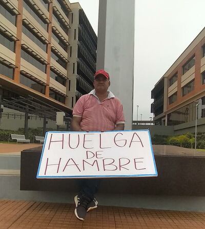 Rubén Darío Díaz Gómez, desde este martes inicia una huelga de hambre frente al Palacio de Justicia.