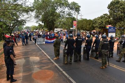 El cierre de ruta se realiza en la zona de Santa Rosa del Aguaray.