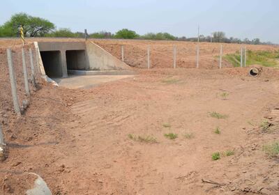 Paso de fauna construido en el subtramo 5 del Corredor Bioceánico, con vallado perimetral.