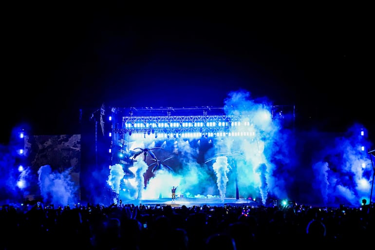 Una fotografía durante el concierto de Bad Bunny en La Nueva Olla.