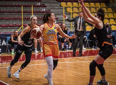 El Spar Girona, con la paraguaya Paola Ferrari, buscará hoy avanzar a los cuartos de final de la Euroliga 2020-2021.