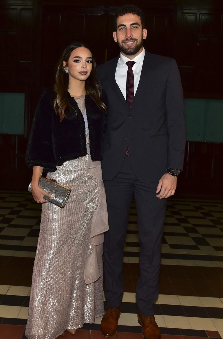 Martín Velázquez y Tiziana Rivarola.