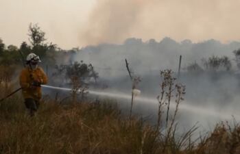 para LOCALES, por favor
De Viviana Benítez Yambay <viviana@abc.com.py>
Destinatario Foto ABC <foto@abc.com.py>
Fecha 15-02-2022 15:10