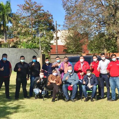 Los precandidatos a concejalía de Esperanza Republicana expresaron su apoyo a Esteban Wiens de Renovación y Unidad Colorada.