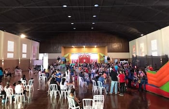 Salón municipal dE Itacurubí de la Cordillera