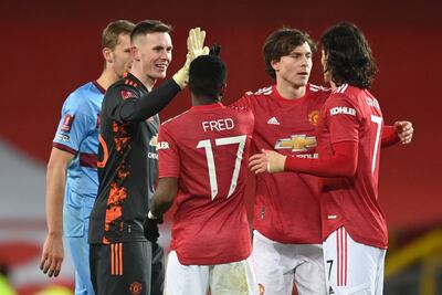 Manchester United clasificó a la siguiente ronda de la FA Cup