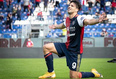 Gio Simeone colaboró para el triunfo del Cagliari.