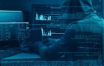 Hacker cibercrimen ciberacoso piratería digital