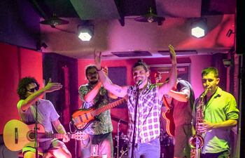 Nunca Viste vuelve al ruedo de la música en vivo presentando nuevas canciones.