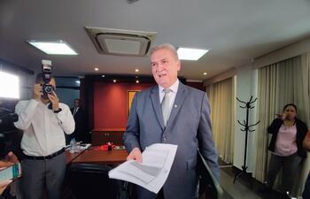 El fiscal general, Emiliano Rolón, en su tercera semana al frente del Ministerio Público sigue realizando cambios a nivel estructural.