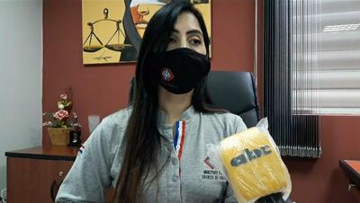 Fiscal Katia Uemura.