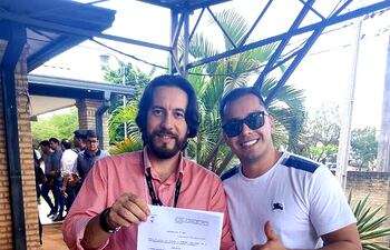 Rubén Velázquez junto al intendente de Ciudad del Este, Miguel Prieto.
