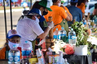 Alrededor de 30 stands fueron montados para recibir a la gente.