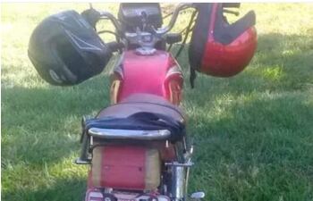 Amigos y familiares de la víctima alzaron en las redes sociales la Imagen de la motocicleta robada en un violento asalto, esta madrugada, en la compañía Potrerito de Ypané.
