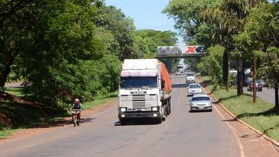 La salida de camiones vacíos de Ciudad del Este se extiende hasta el mediodía.