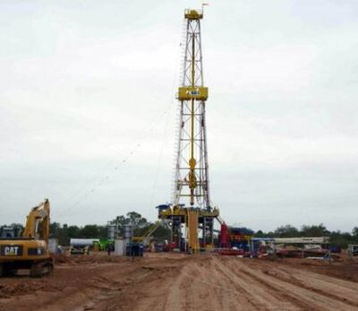 Búsqueda de petróleo crudo en zona del Chaco paraguayo.