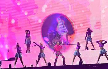 Imágenes del concierto de Tini Stoessel en la Expo, que fue muy alabado por su público.