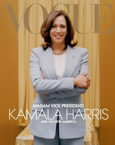 El look más formal de Harris que fue descartado como opción de portada de la edición impresa de Vogue.