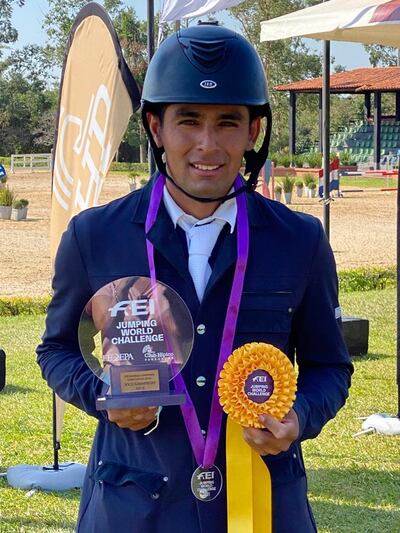 El jinete Marcelo Cañete ganador de la FEI Wolrd Challenge.