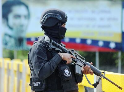 Las FAES, grupo policial del régimen chavista, responsable de miles de muertes, uno de los organismos de represión más temibles de ese gobierno, entrenados por el régimen comunista cubano.