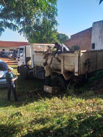 Realizan limpieza para mitigar el impacto de la chikunguña en Caacupé