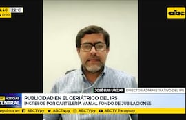 Geriátrico de IPS con carteles publicitarios