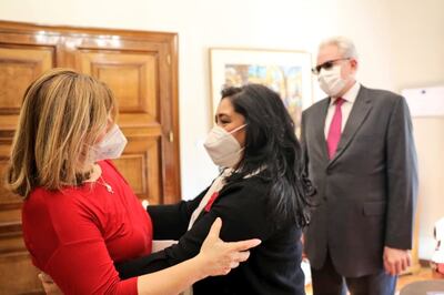 Ministra de Turismo mantuvo importantes reuniones para potencial el turismo en Paraguay