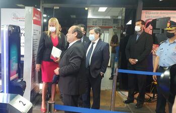 La Dirección de Migraciones instaló un sistema de reconocimiento facial en la zona primaria del puente de la Amistad.