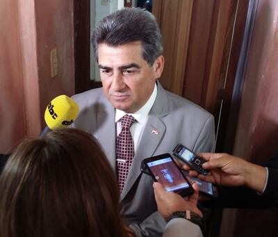 El diputado colorado cartista Roberto González.