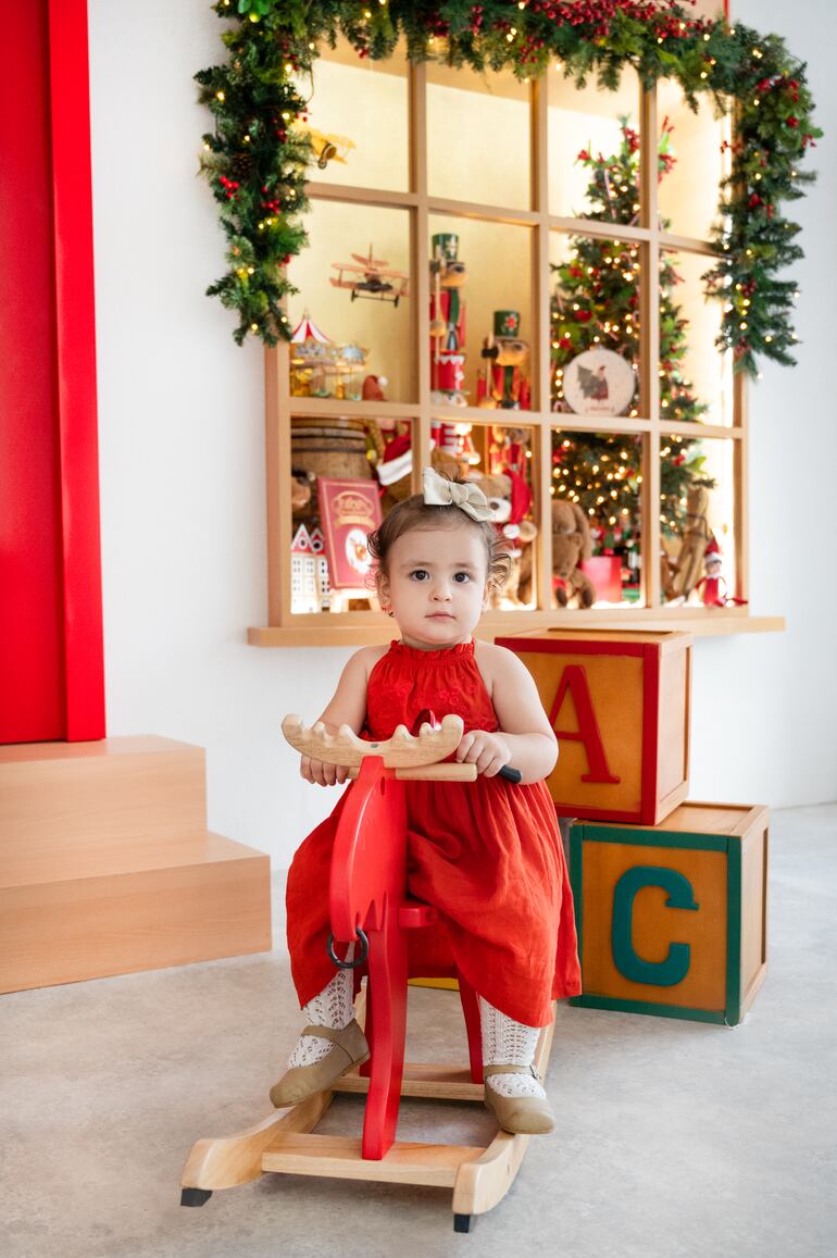 La dulce Annick está emocionadísima a días de la Nochebuena, según nos contó mamá Pao Maltese. (Celeste Montaner)