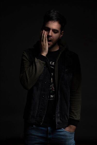 Ale Frontanilla se lanza con este proyecto nuevo al frente de su banda llamada Ale y Los Lilas.