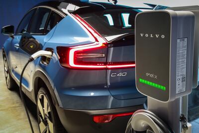 De la mano de Volvo, la electrificación traerá a Paraguay una experiencia renovada y moderna para el cliente al momento de adquirir su vehículo.
