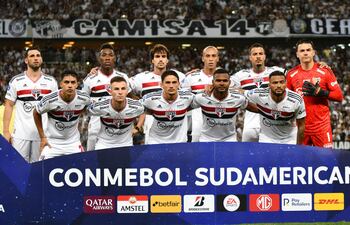 Formación que presentó anoche Sao Paulo para enfrentar a Ceará en Fortaleza.