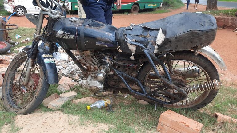 Evidencias incautadas en poder de Félix Ernesto Servin Barboza sospechoso de asaltar una tienda de ropas.