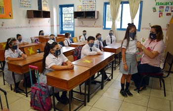 La vacunación de los docentes es una prioridad, dijo Brunetti.