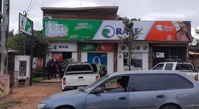 Vecinos del barrio confirmaron que no es la primera vez que asaltan la distribuidora.