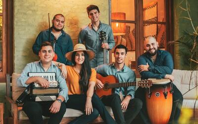 Bohemia Guaraní es uno de los grupos que recorrerá con su música por las calles de Asunción a bordo del escenario móvil.