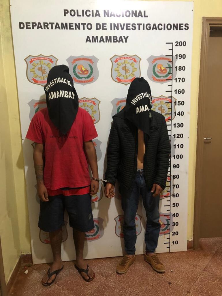 Fabrizio Miguel Larrea (20) y Carlos Ramón Jara (33), sindicados como presuntos responsables del hecho.