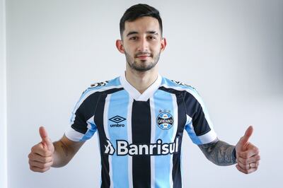 Mathías Villasanti fue presentado en el Gremio