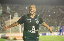 Alan Ruschel, Goias, Chapecoense.