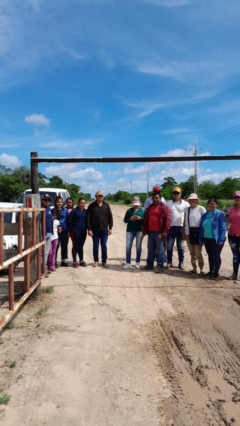 Pobladores de Maria Auxiliadora, durante la jornada de protesta